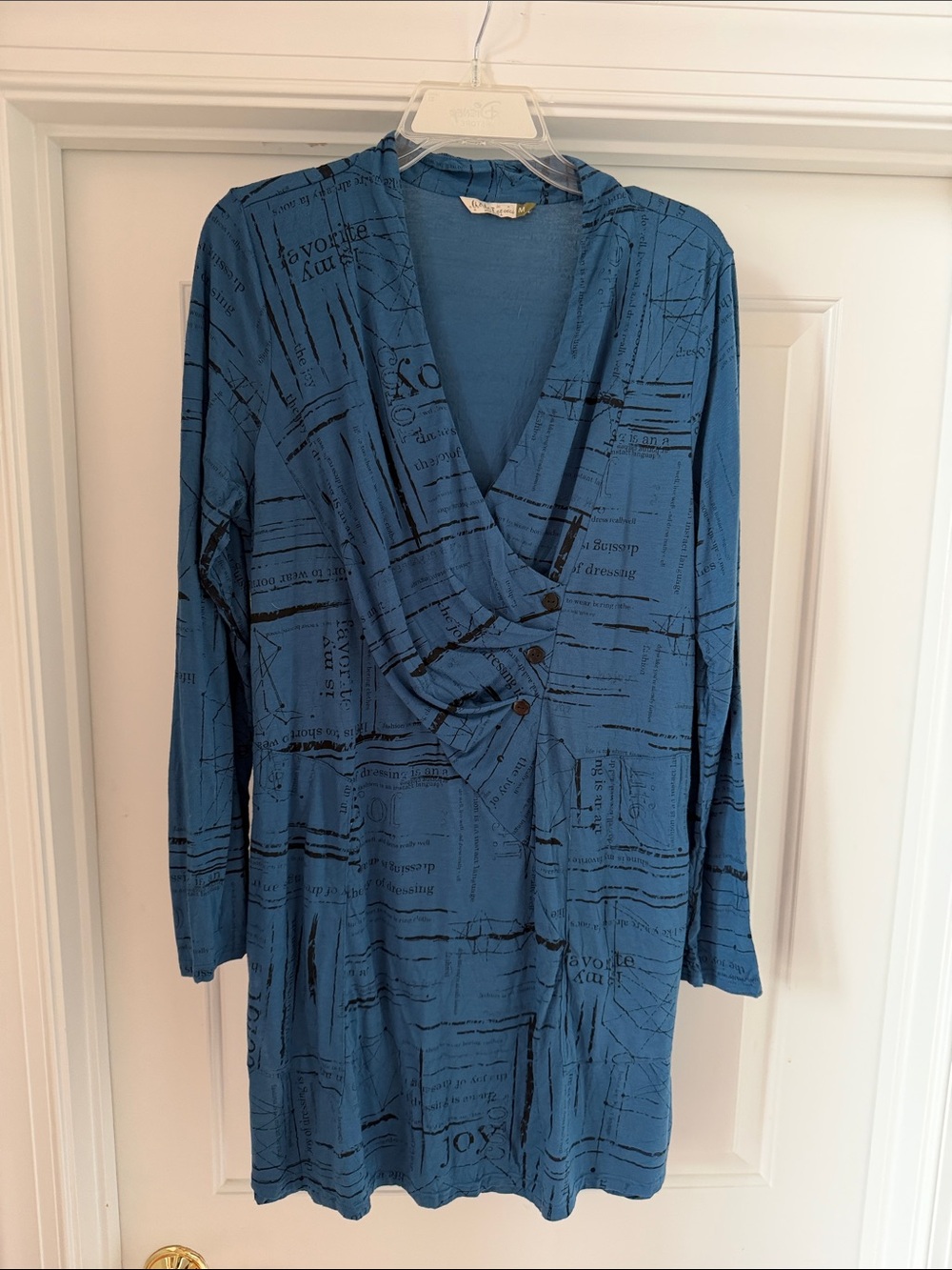 Chalet et ceci Blue Long-Sleeve Tunic with Black Script Print